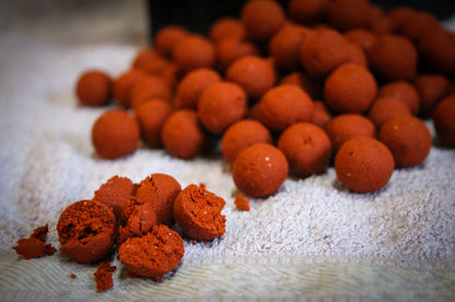 It’s A Bite UK Monster Squid & Plum Shelf Life Boilies