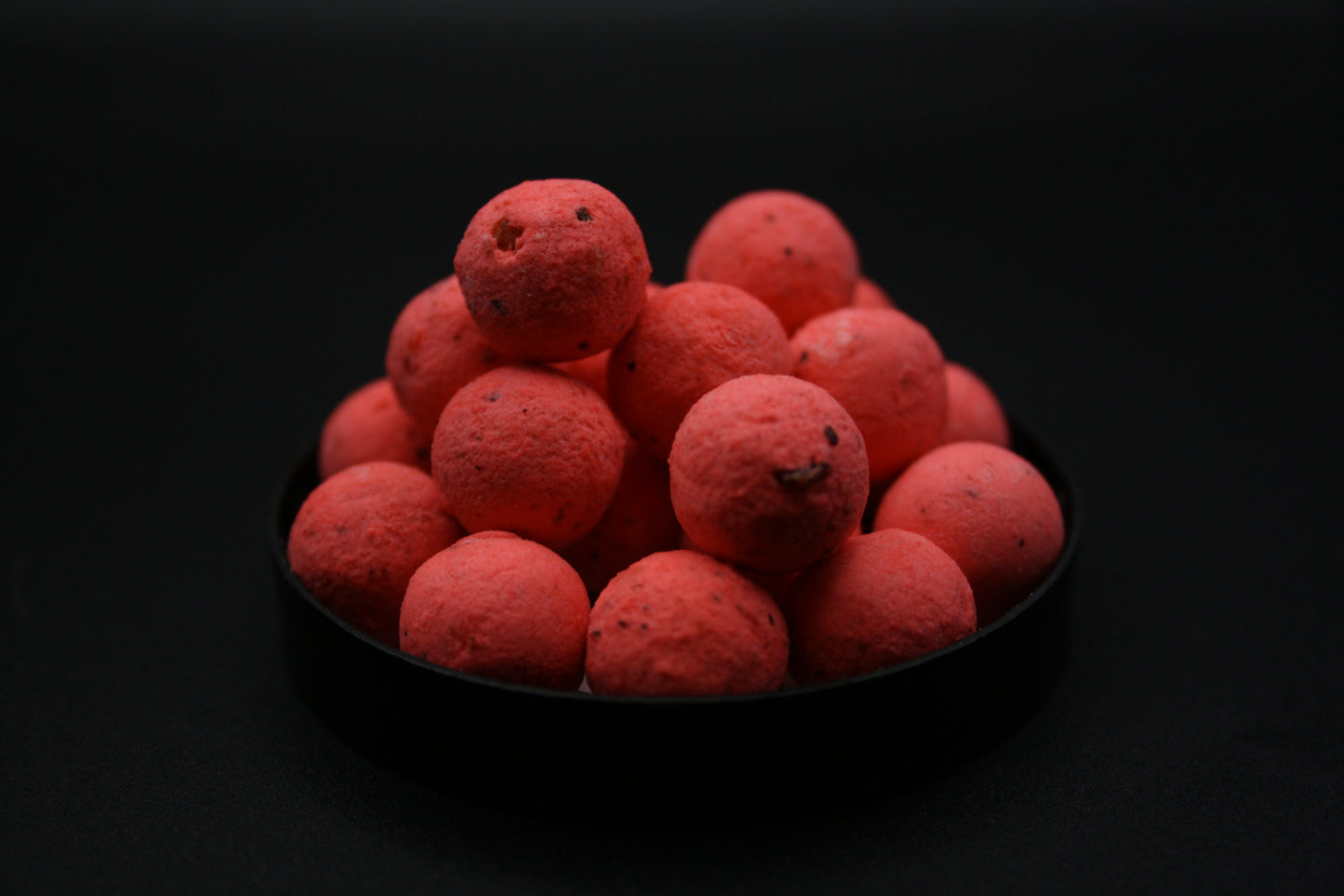 LIMITED EDITION New Strawberry Spice Fluro Pop up and Wafter Range INCLUDES HOOK BAIT SPRAY